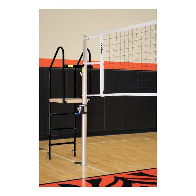 Fitted Judge's Stand
