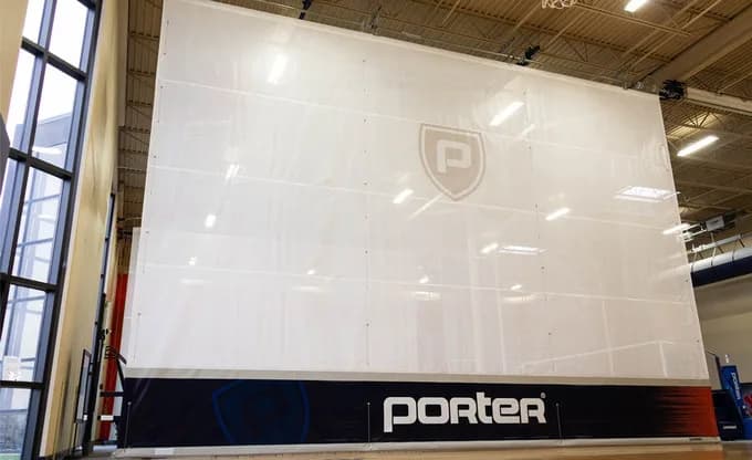 Fold-Up Divider Curtain